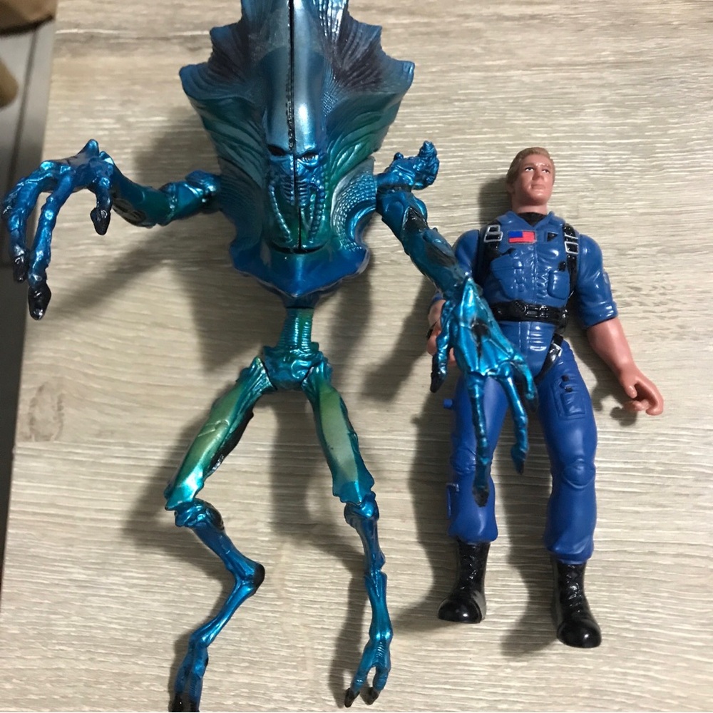 Independence Day ID4 Thomas Whitmore + Alien Sci Officer Trendmasters 1996 Toys